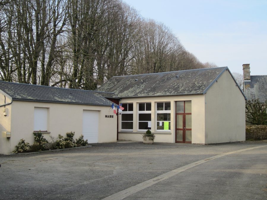 File:Les Loges-sur-Brécey - Mairie.JPG
