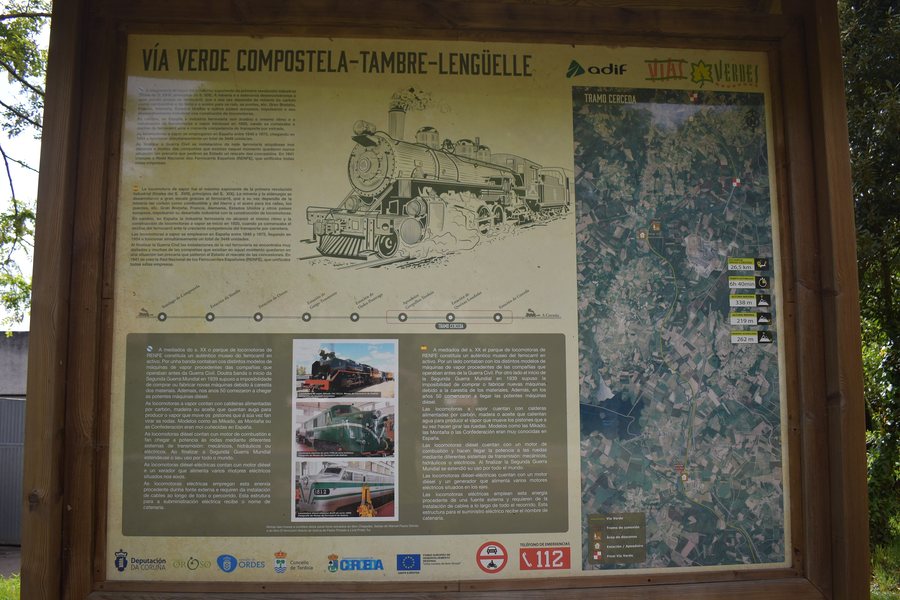 File:Apeadoiro de Gorgullos - Tordoia - panel.jpg