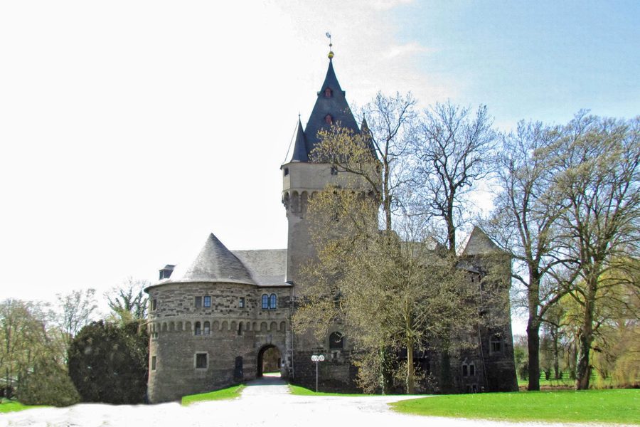 Schloss Hülchrath in Grevenbroich
