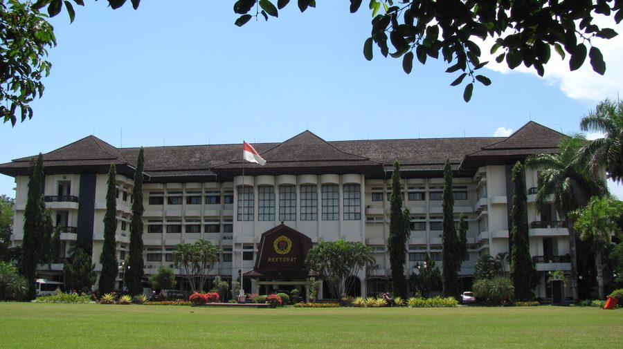 Rectorate building of the University of Mataram