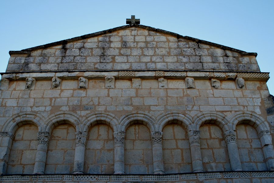 File:Lorignac église Façade ouest b.JPG