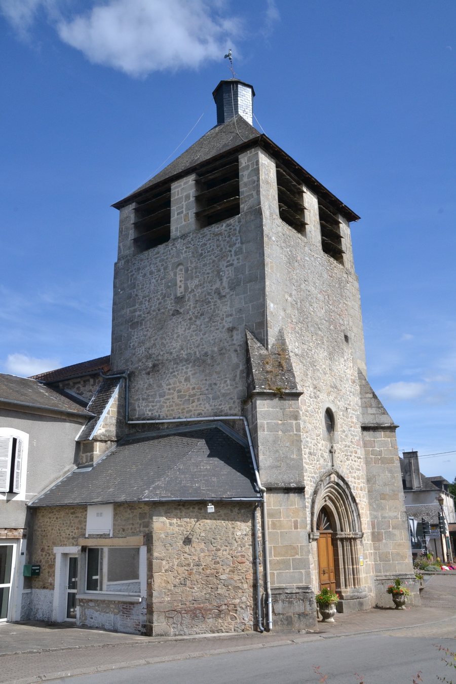 File:Église Saint-Étienne de Fursac.jpg