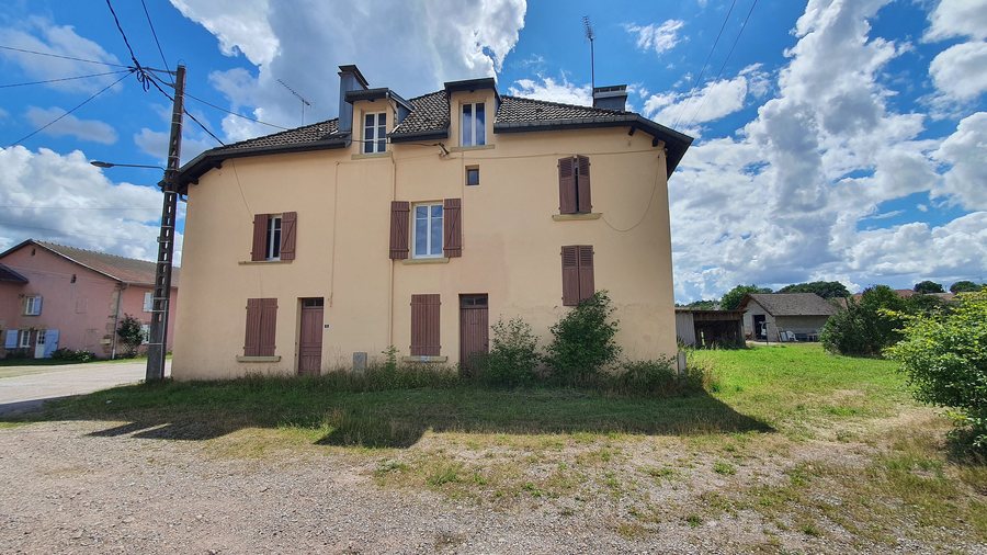 File:Maison natale d'Emmanuelle Riva à Cheniménil.jpg