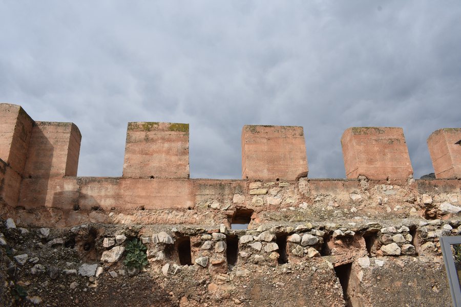 File:Castillo de Sot de Chera, Valencia 01.jpg