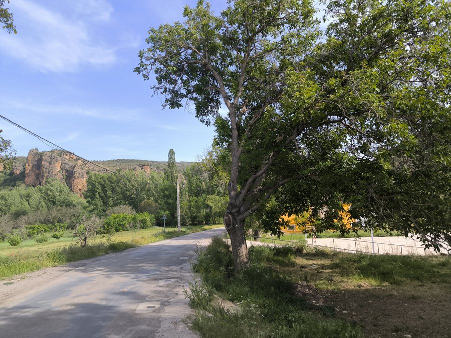 File:Paisatge de Tramacastilla 3.jpg