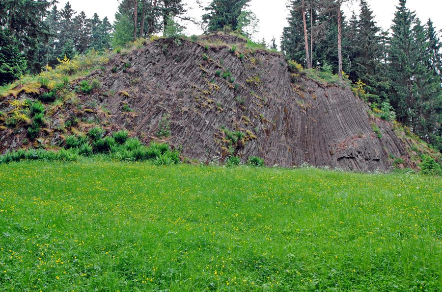Striking basalt wall of the Rotavské varhany natural monument near Rotava
