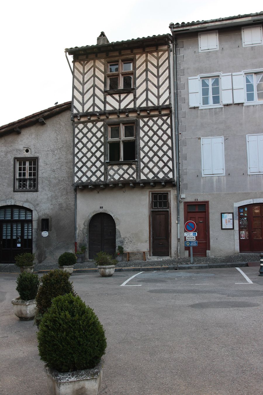 File:Maison Loubières.JPG
