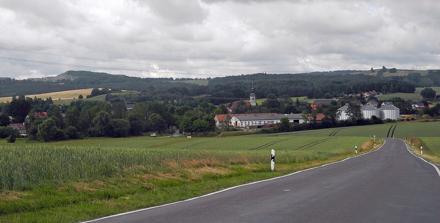 View from Schmöllner Straße toward Putzkau and the quarry of Oberottendorf