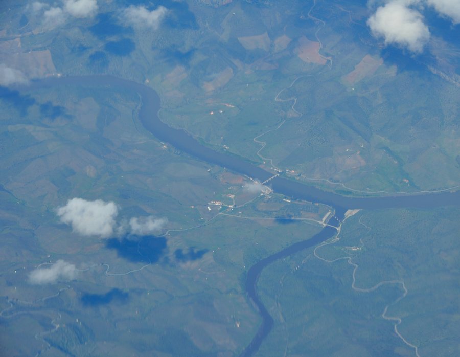 File:2010-02-28 12 13 58 Spain-Sobradillo.jpg