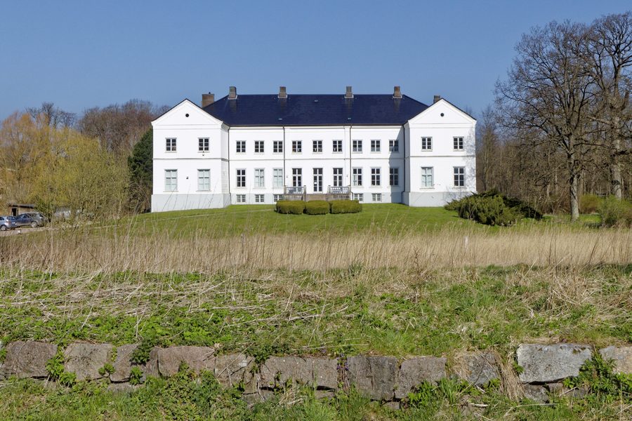 Windeby manor house on Eichenallee
