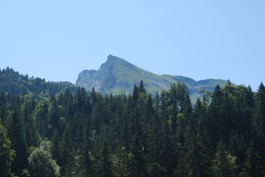 File:Aiguille du Bouchet @ Le Bouchet-Mont-Charvin (51304890741).jpg