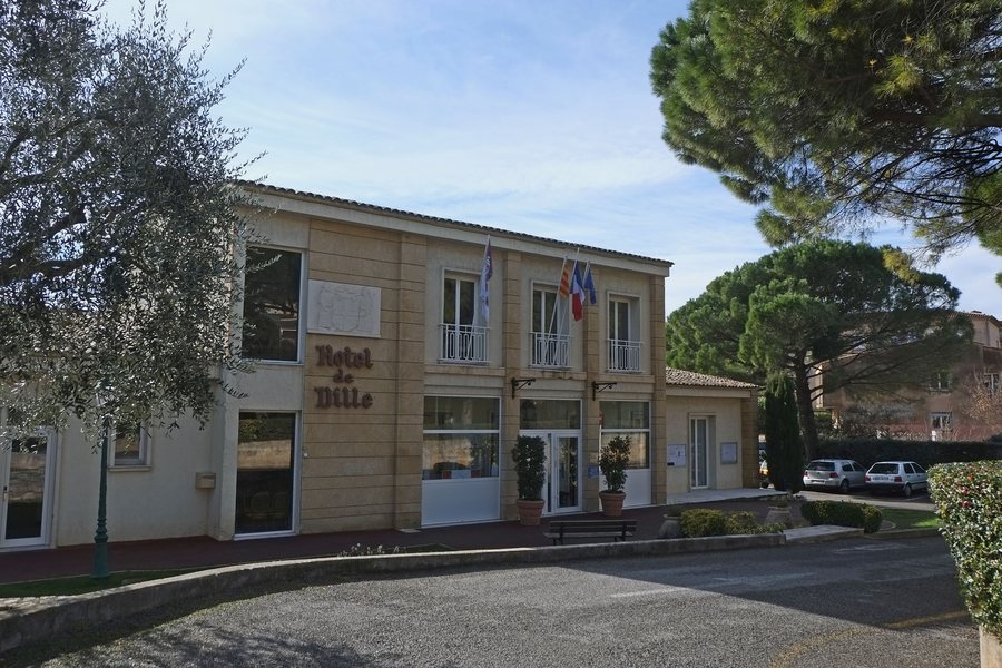 File:La mairie de Peymeinade.JPG