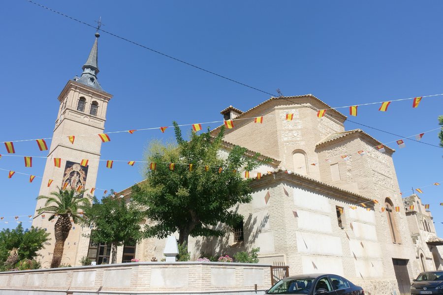 File:Iglesia de San Esteban Protomártir, Mocejón.jpg
