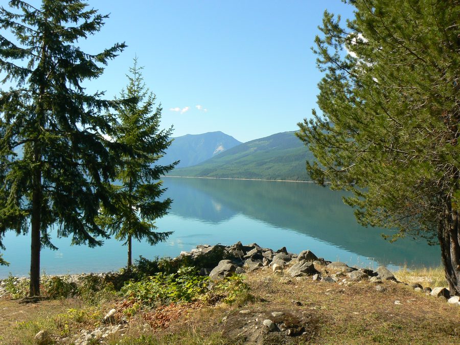 Upper Arrow Lake on the shore of Nakusp with the mountain backdrop