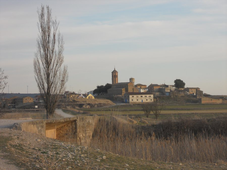 File:Montmesa - Huesca - panoramio.jpg