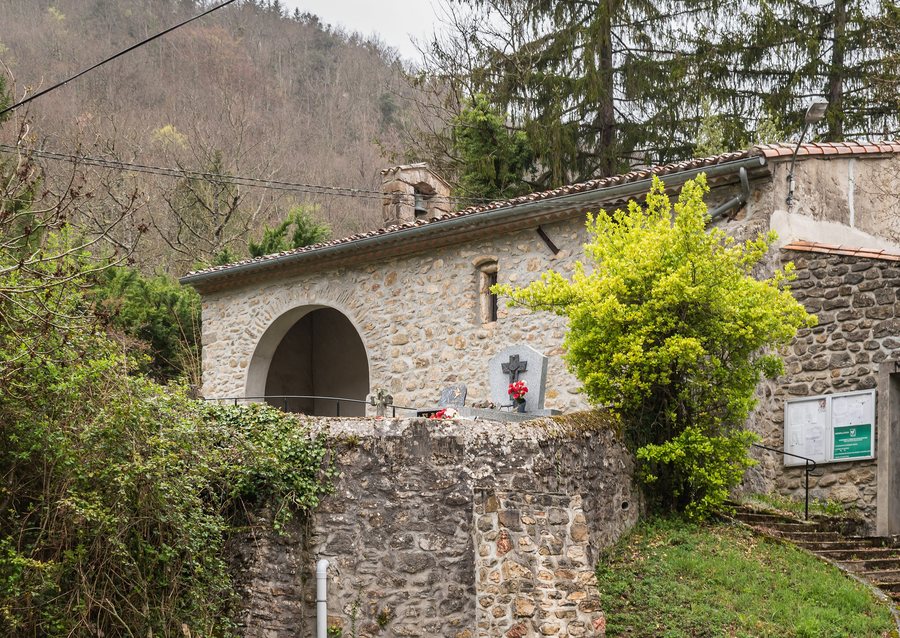 File:Our Lady chapel in Caunette-sur-Lauquet.jpg