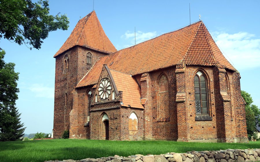 File:Dorfkirche St. Laurentius in Hornstorf 1.jpg