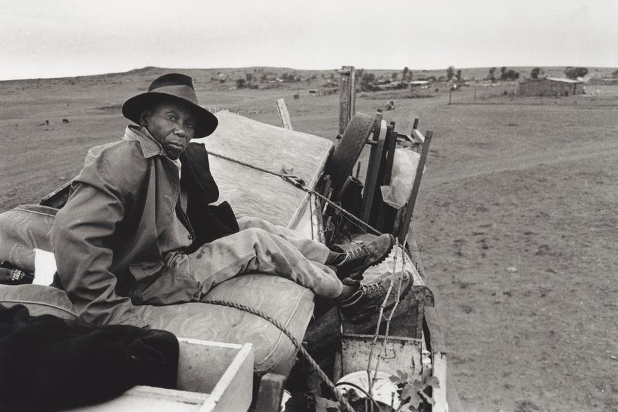Travel scene with a light, open character.