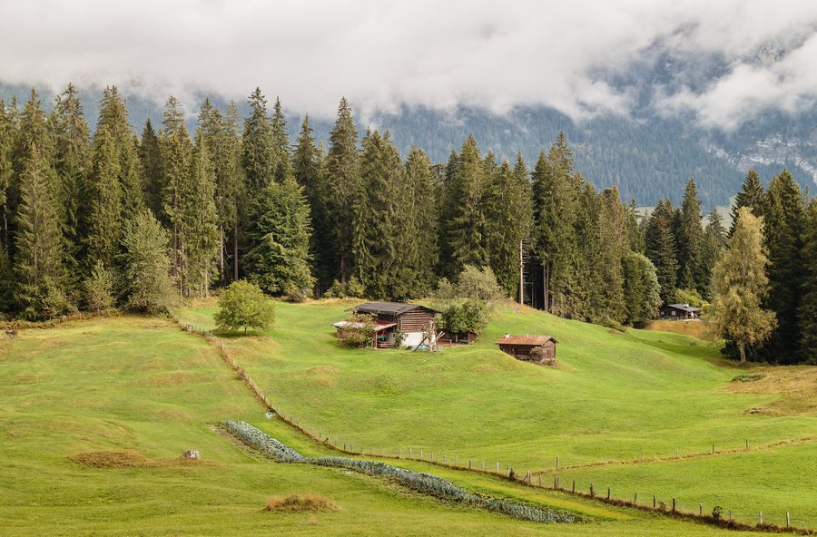File:Flims Waldhaus in Graubünden 17-09-2022. (actm.) 07.jpg