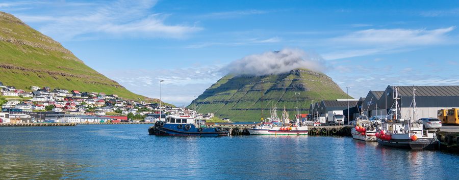Hafen von Klaksvík auf den Färöern