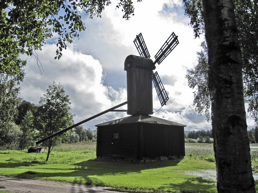 File:Arvika Sagudden-Vaderkvarn.jpg