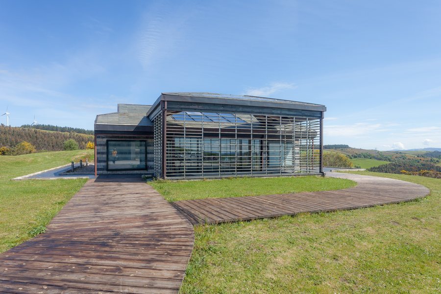 File:Casa domótica no Parque Eólico Experimental Sotavento, Xermade, Galiza.jpg