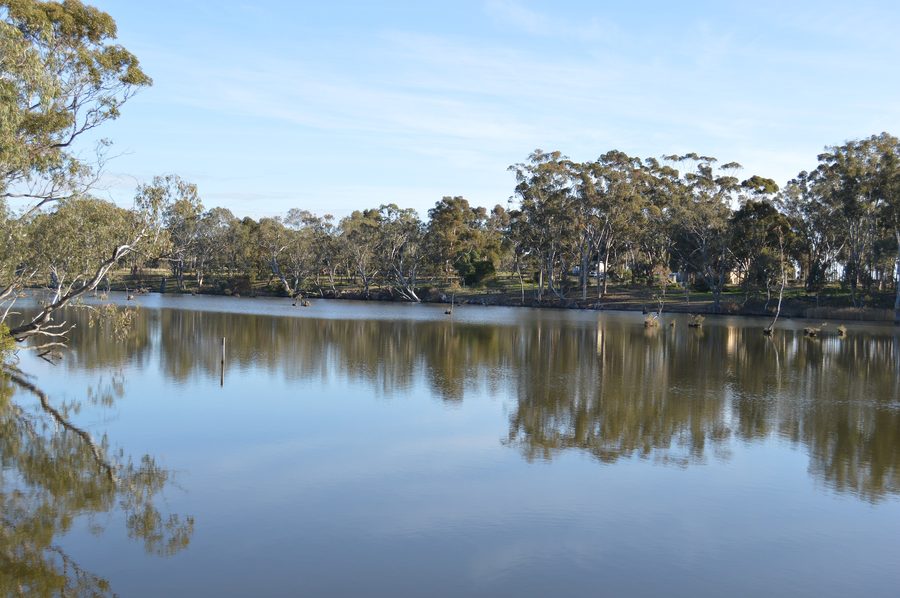 View across Lake Nagambie at Goulburn Weir in Victoria