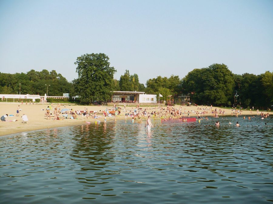 Beach on Lake Rudnickie Wielkie