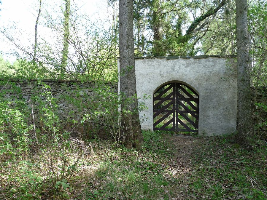 Gate of the Jewish cemetery in Strážov in the Klatovy district