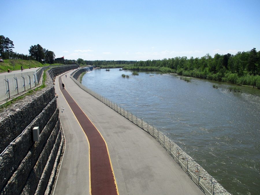 Uferpromenade am Kitoi-Fluss in Angarsk