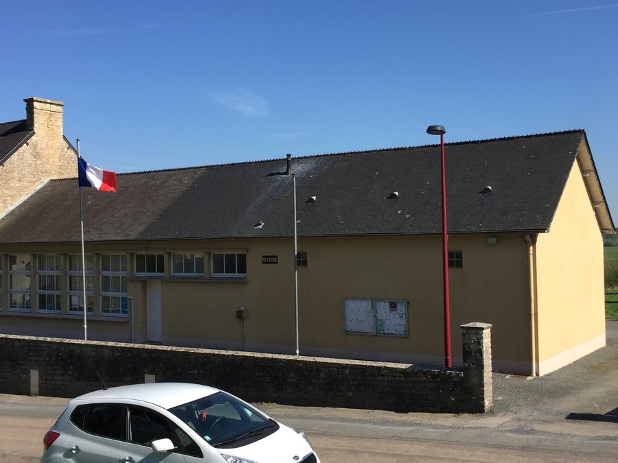 File:Beuzeville-la-Bastille - Mairie.jpg