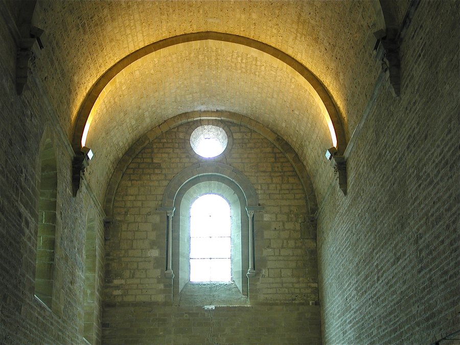 File:France , Isère Église Saint-Pierre de Marnans 01.jpg