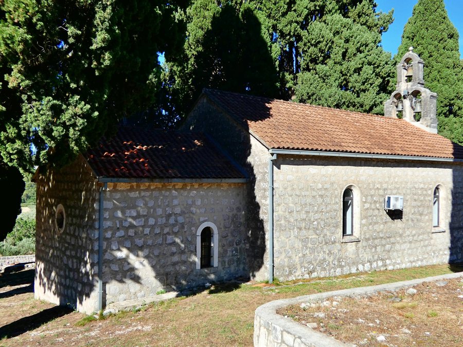 File:Crkva Mala Gospa Topolo (2).jpg