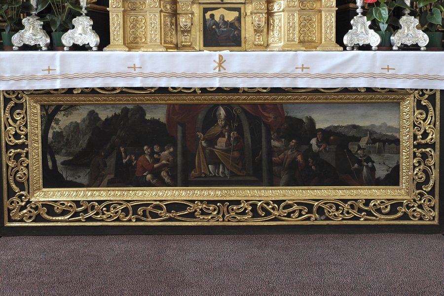 High altar of the Catholic parish church of St. Wolfgang in Sankt Wolfgang in the Erding district