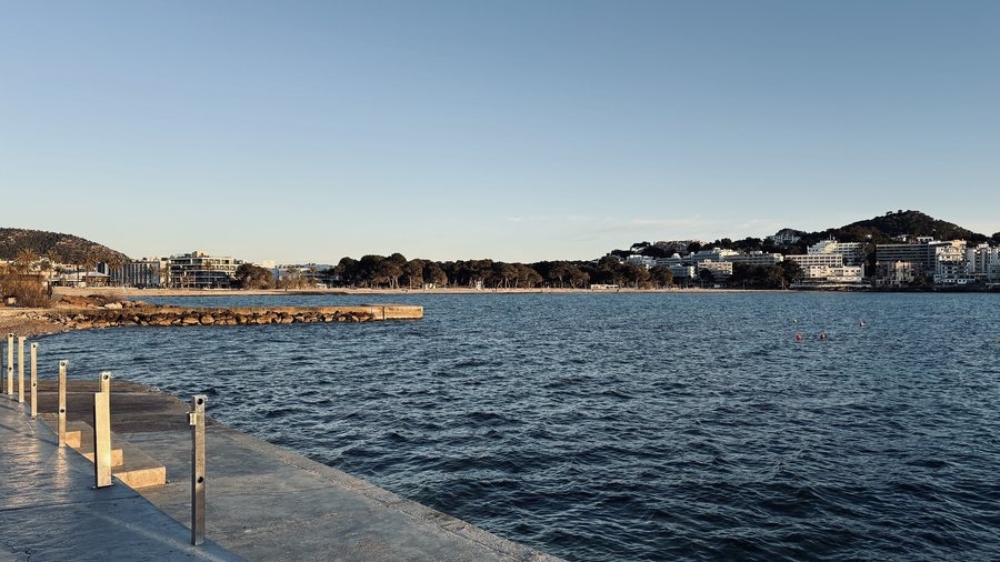 File:Santa Ponsa Playa 13.jpg