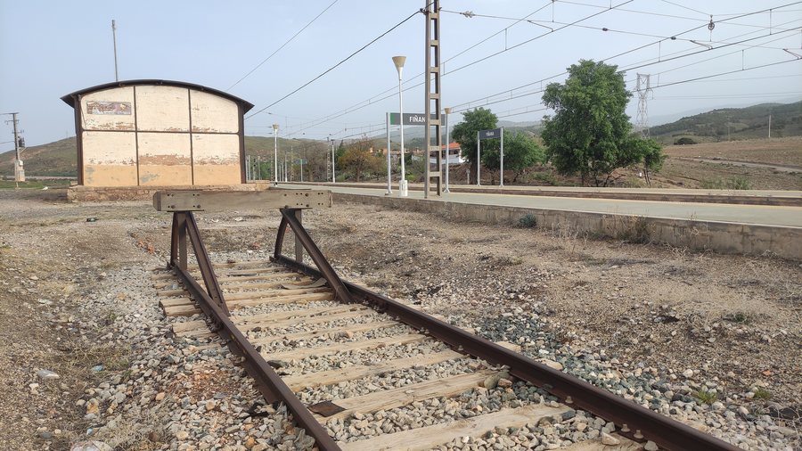 File:Estacion finana.jpg
