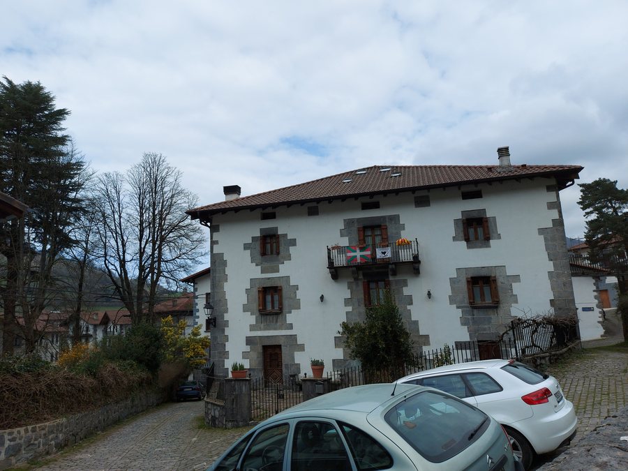 File:Leitza 104937.jpg