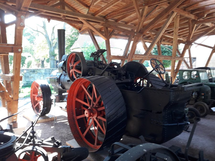 Heucke-Lokomobile in der Ausstellung des Börde-Museums Burg Ummendorf