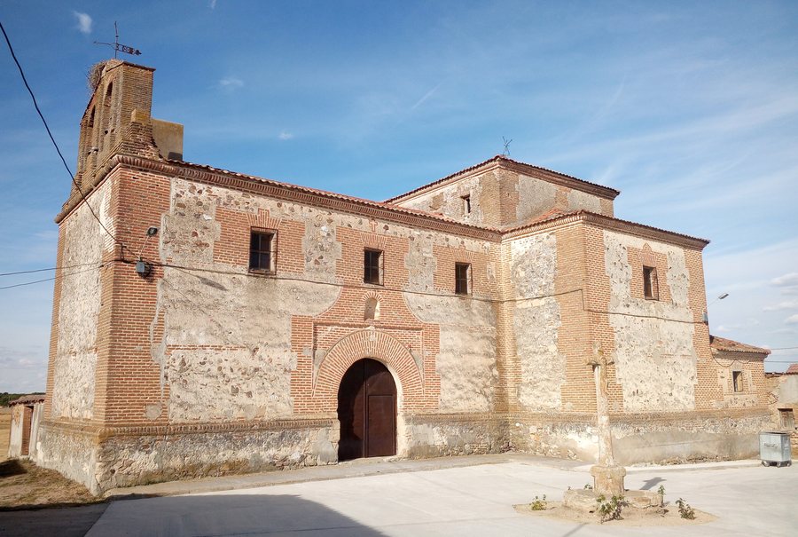 File:Iglesia de San Martín (San Martín y Mudrián).jpg
