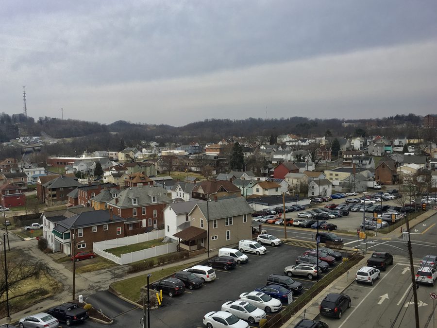 Blick über den nordwestlichen Rand von Greensburg in Pennsylvania