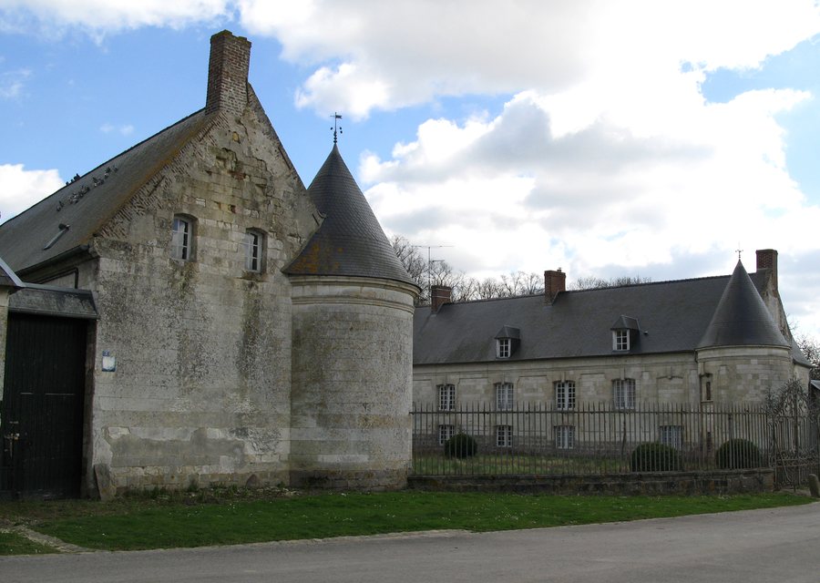 File:Vadencourt château 2.jpg