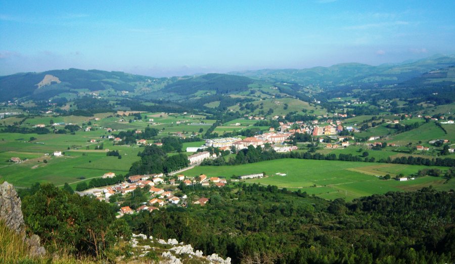 File:Entrambasaguas.jpg