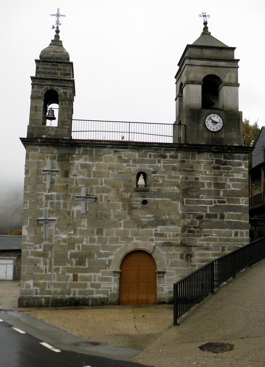 File:Iglesia de San Ciprián de Sanabria.jpg