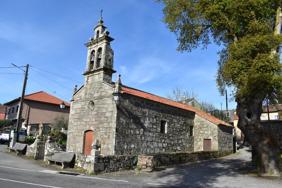 File:Capela de Santa Rita de Campelo 01.jpg