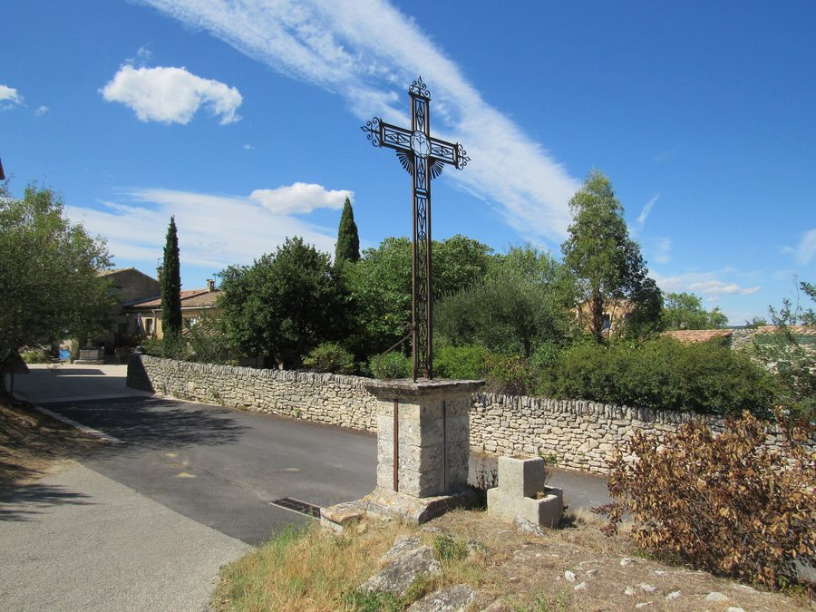 File:Croix (Chantemerle-lès-Grignan)02.jpg