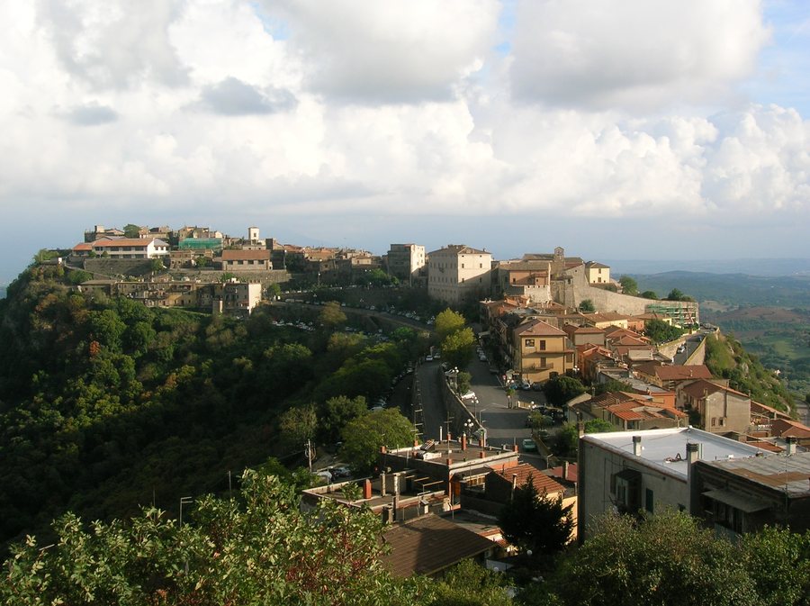 File:Sant'Oreste (Italy) - View of the town 1.JPG