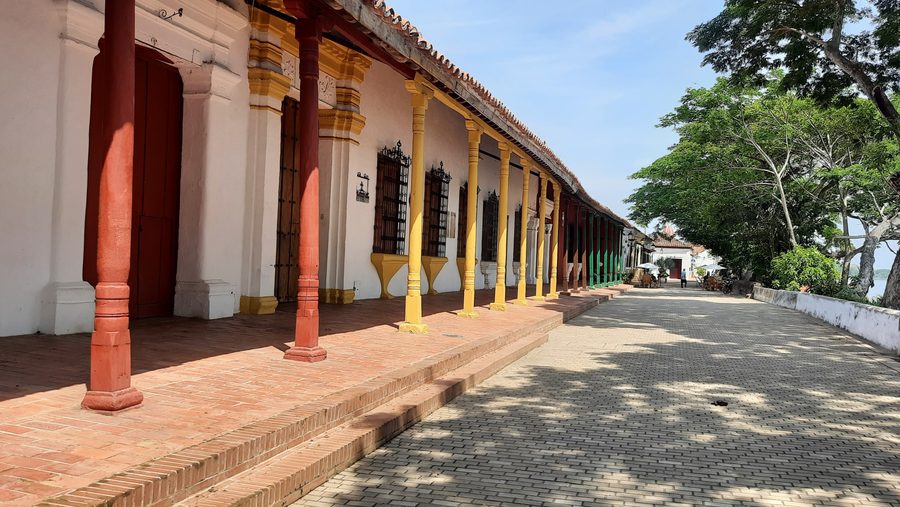 River promenade in Mompox