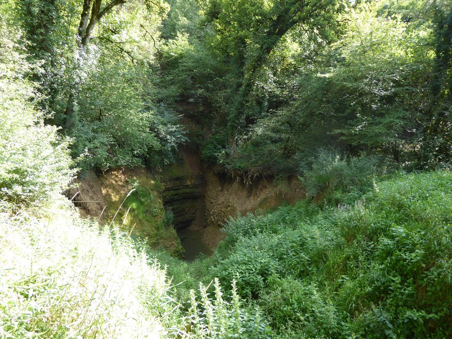 File:Deuille de Crézilles.jpg