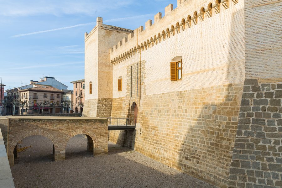 File:Castillo de Marcilla, Marcilla, Navarra, España, 2015-01-06, DD 04.JPG