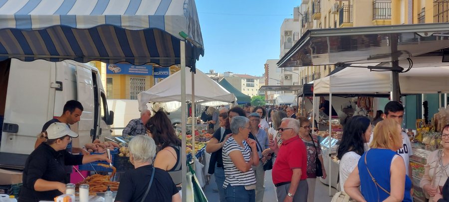 File:Mercadillo albox 10.jpg